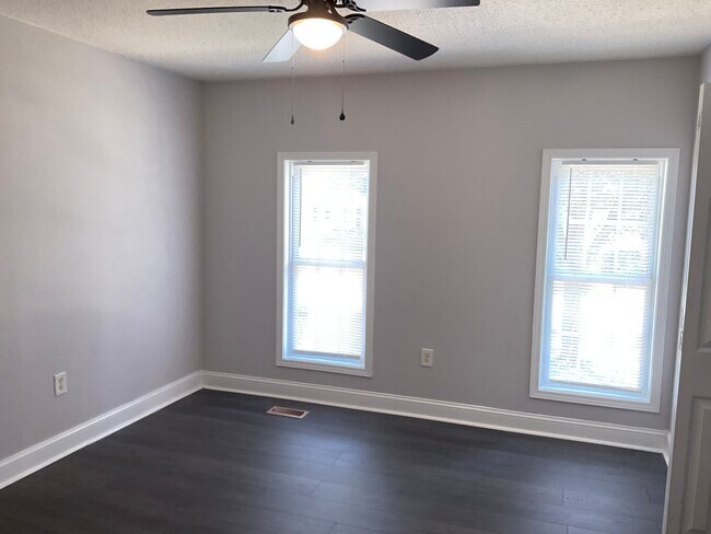 Building Photo - 7502 Anchors Aweigh Ln
