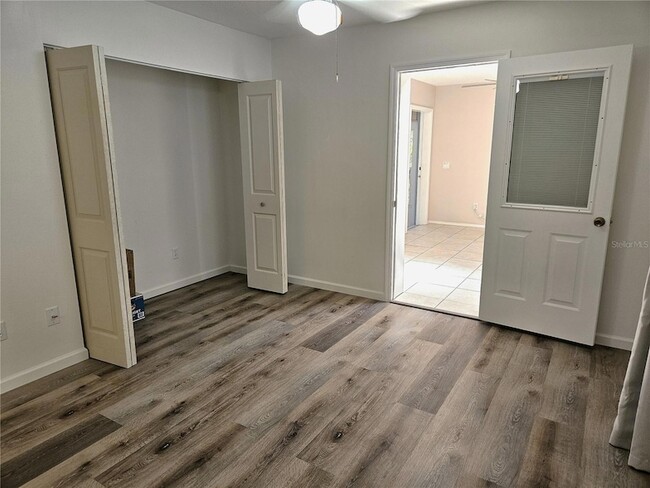 Building Photo - 1088 Panda Rd