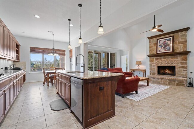 Building Photo - 172 Mirafield Ln