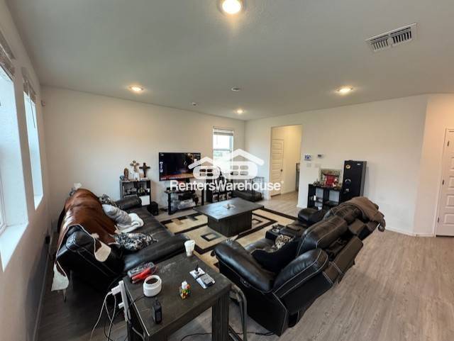 Building Photo - 5526 Fossil Wy