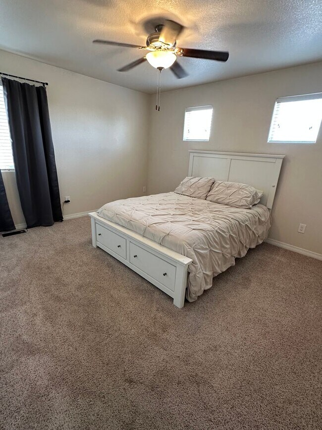 Building Photo - Spacious 5-Bedroom Smart Home Near Peterso...