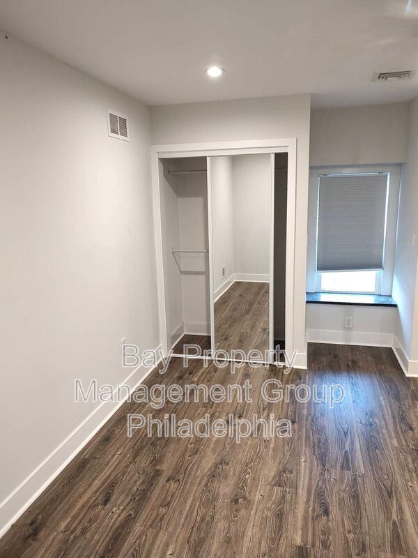 Building Photo - 230 Wendover St