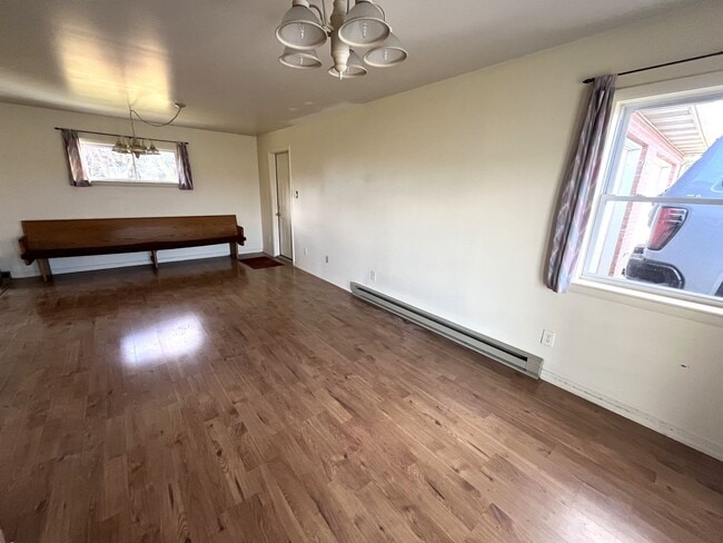 Building Photo - Beautifully Renovated Single-Family Ranch – 3 Beds, 2 Baths