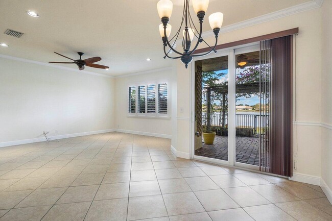 Building Photo - 8429 Cocoplum Sound Ln