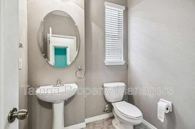 Building Photo - 5704 Kingletsound