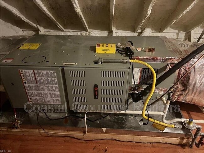 Building Photo - 9512 25th Bay St