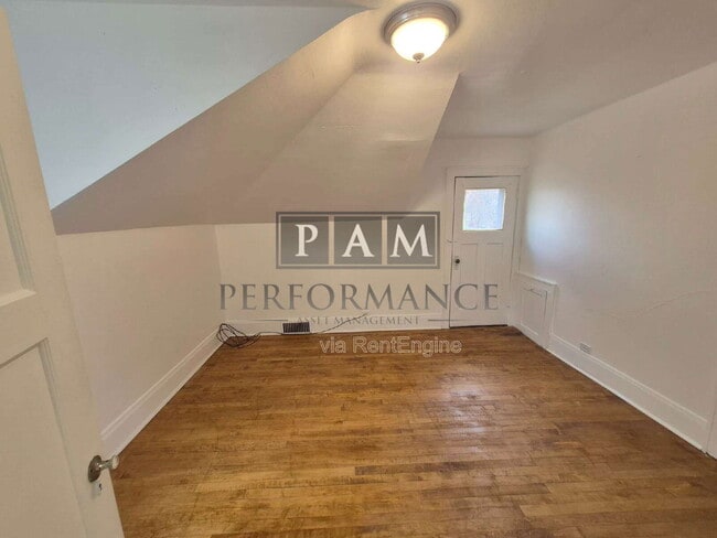 Building Photo - 1576 S Layton Blvd