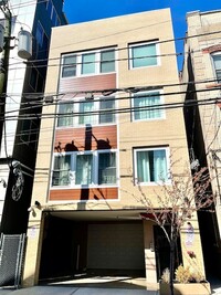 Building Photo - 574 56th St