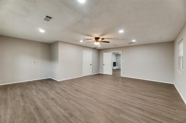 Building Photo - 1108 Springdale Rd