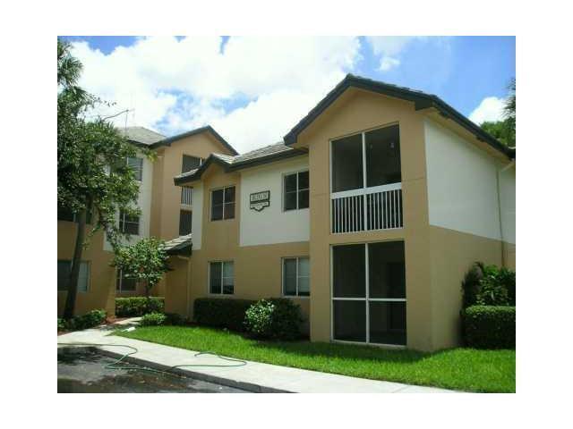 Building Photo - 9901 Westview Dr