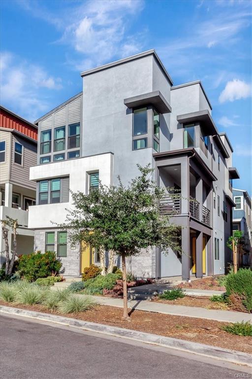 Building Photo - 137 Mirth