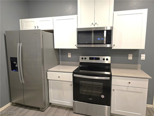 Building Photo - 487 Waterfall Cv Ct