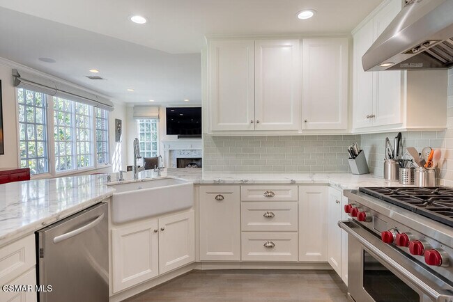 Building Photo - 2491 Swanfield Ct