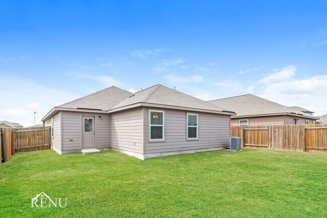 Building Photo - Coming Soon!