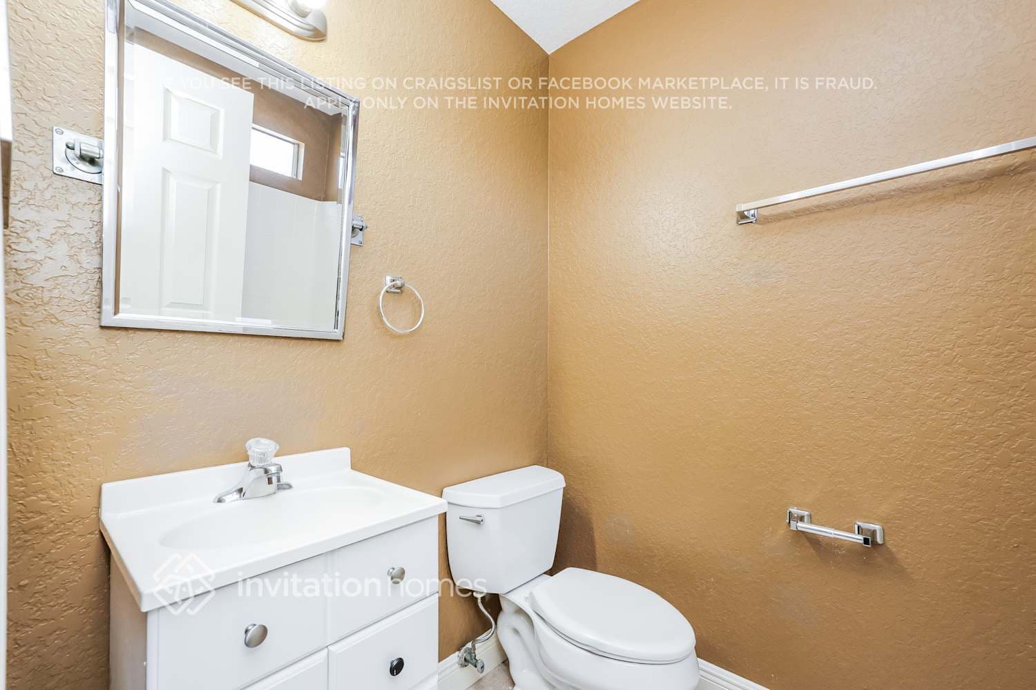 Building Photo - 4810 Red Rooster Rd