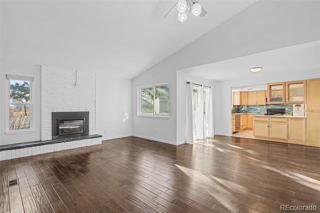 Building Photo - 13743 E Marina Dr