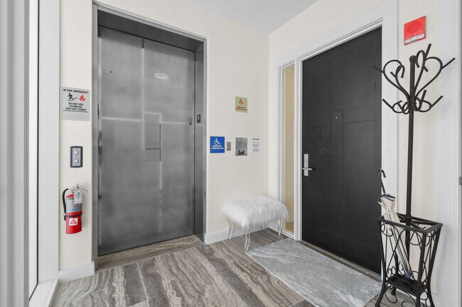 Building Photo - 3550 S Ocean Blvd