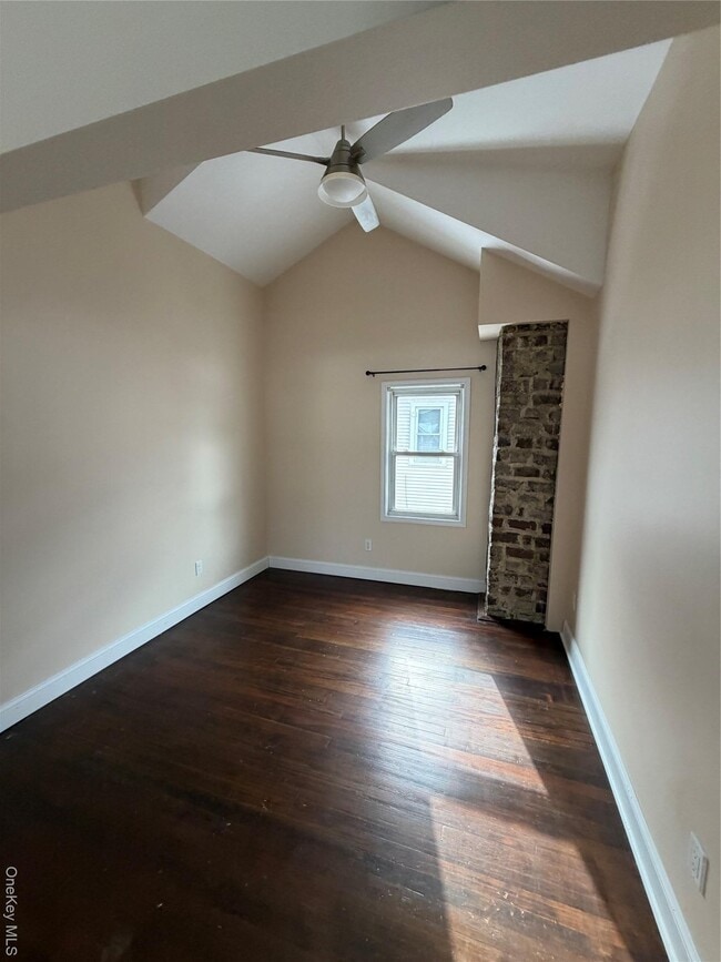 Building Photo - 32 Fountain Pl