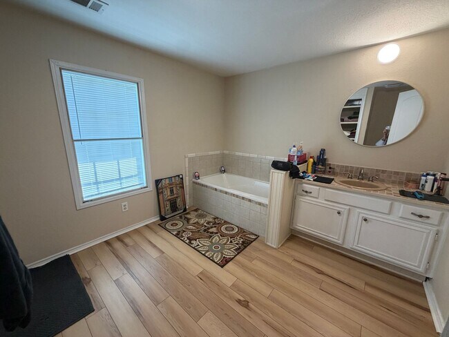 Building Photo - 1/2 Acre lot with updated 3 bedroom/2 bath modular home + guest house