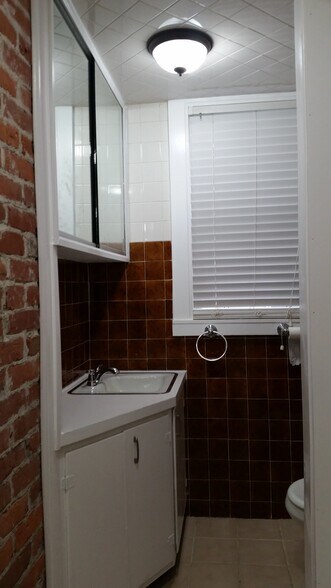 Building Photo - 59 Elizabeth St