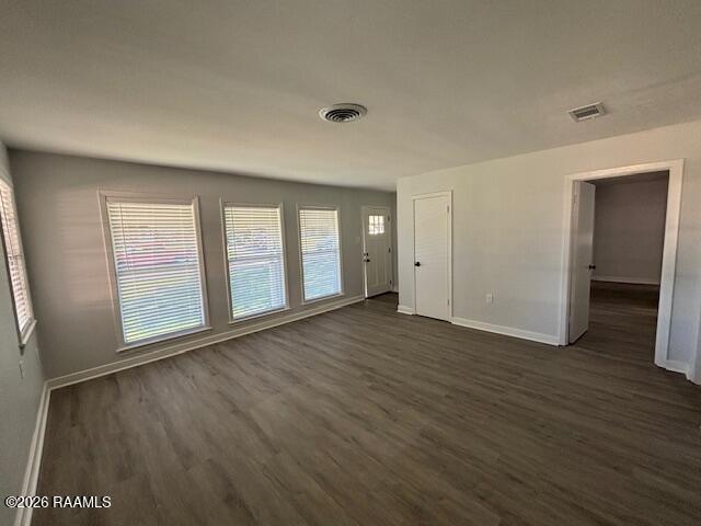 Building Photo - 8447 S Parkland Dr