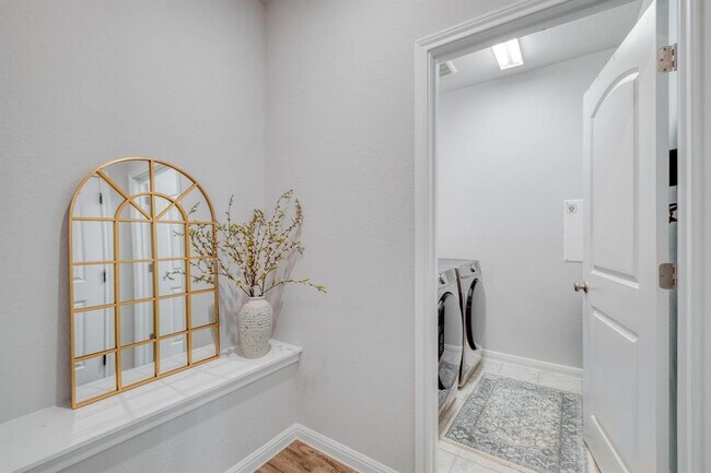 Building Photo - 19425 Forman Dr