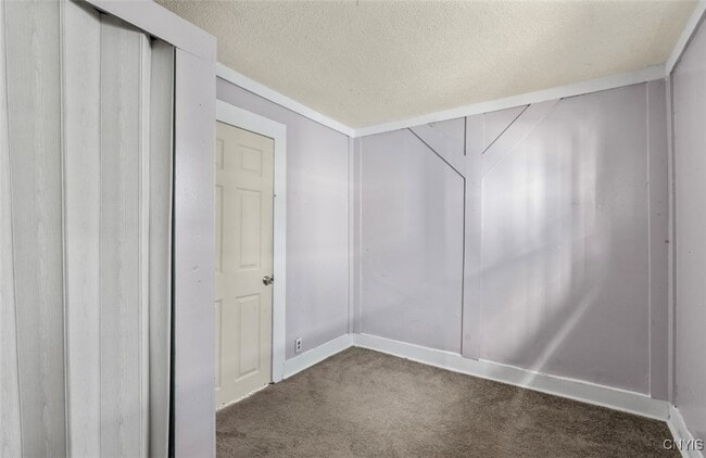 Building Photo - 505 Carbon St