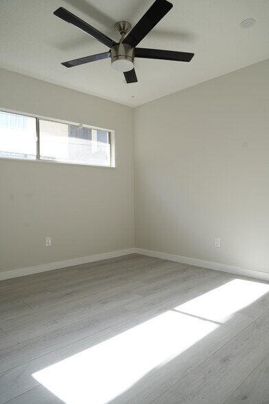 Building Photo - 141 Marguerita Ave