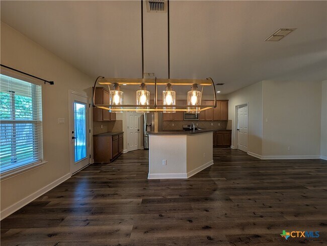 Building Photo - 349 Placid Meadow