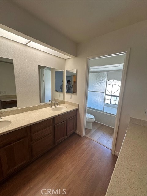 Building Photo - 16 Goldstar Pl