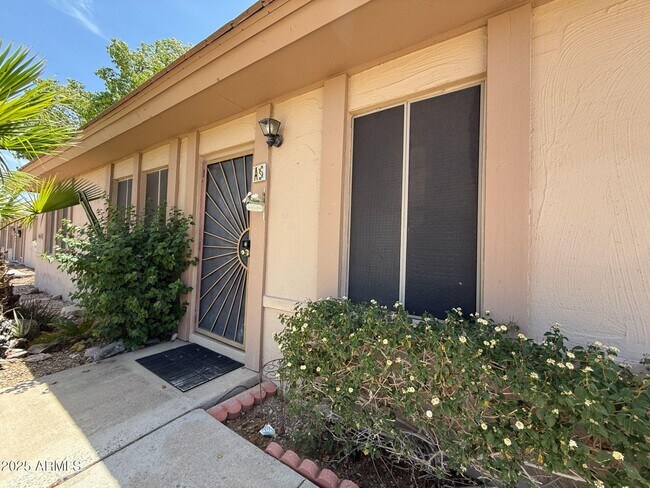 Primary Photo - 14652 Yerba Buena Way