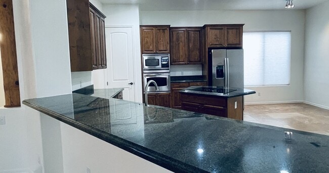 Building Photo - HOUSE - SEDONA - VILLAGE OF OAK CREEK - FIRECLIFF