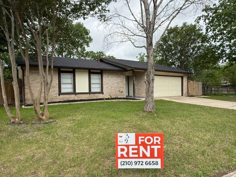 Building Photo - 5214 Charolais Dr