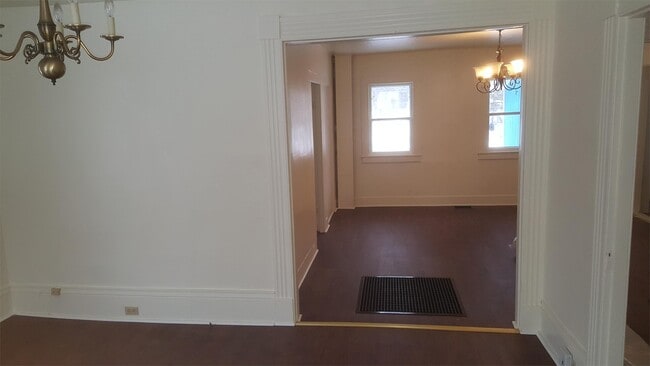 Building Photo - 244 Fayette St