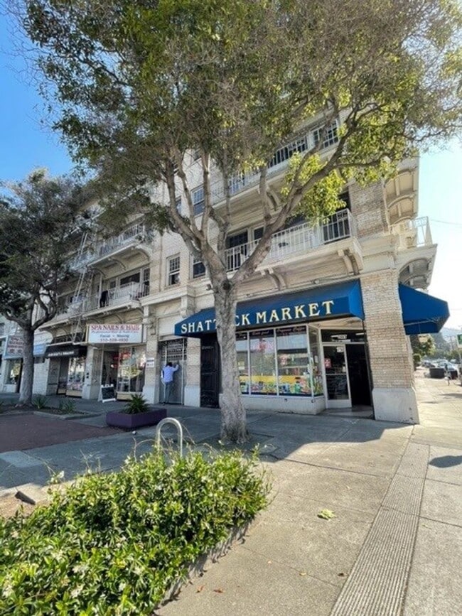 Building Photo - 2437 Shattuck Ave.