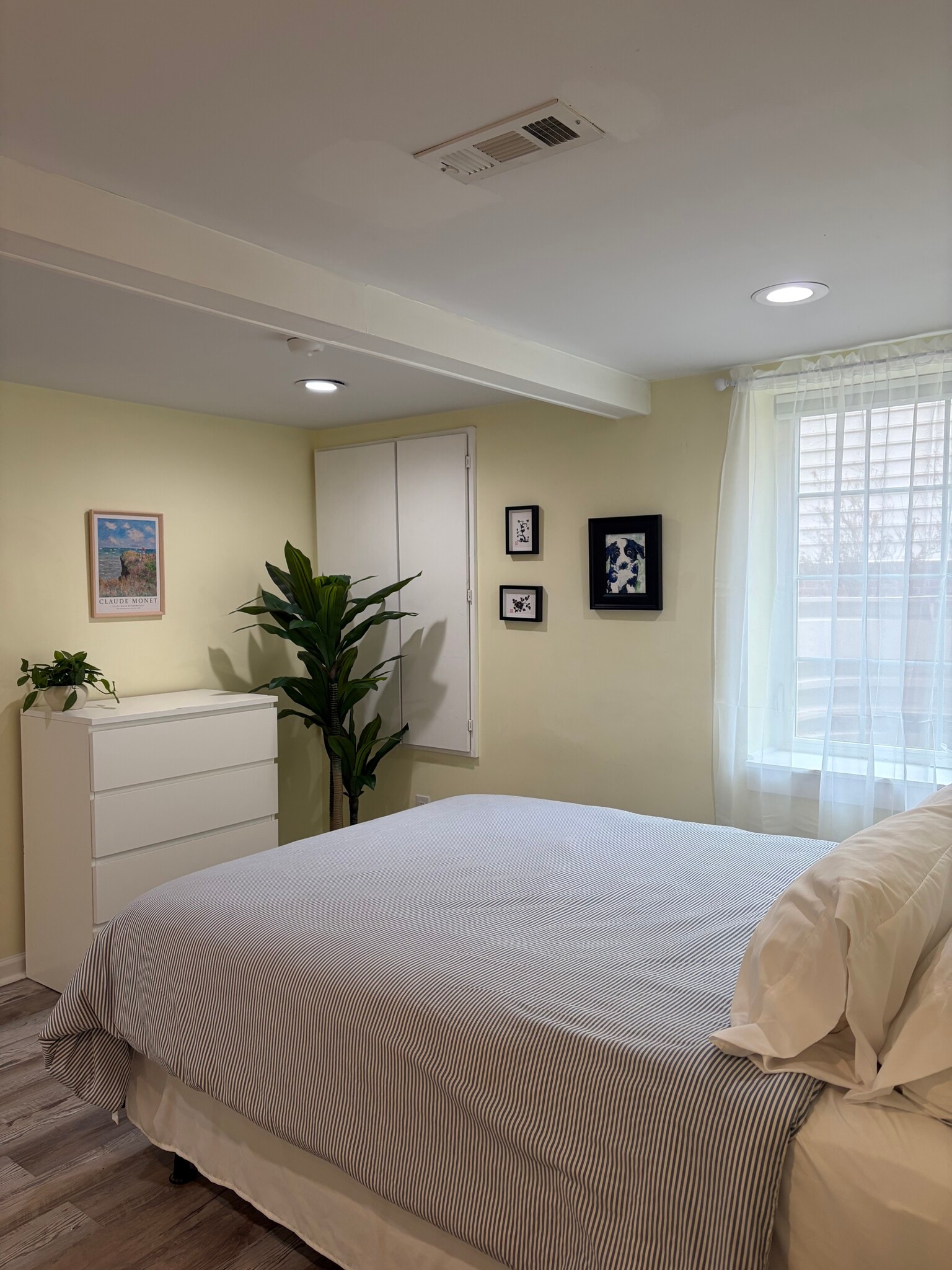 Building Photo - 258 Deer Run Dr