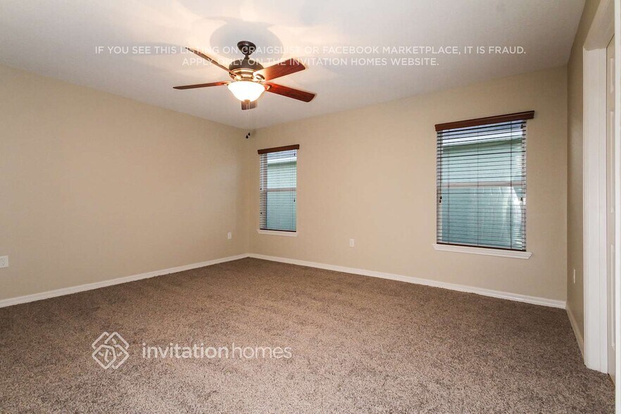 Building Photo - 11135 Running Pine Dr