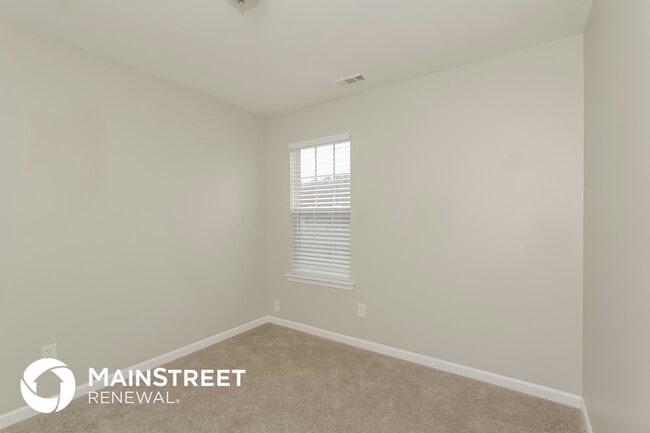 Building Photo - 5627 Henderson Oaks Dr