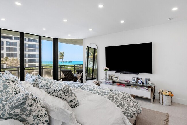 Building Photo - 3100 S Ocean Blvd