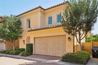 Building Photo - 76 Bianco