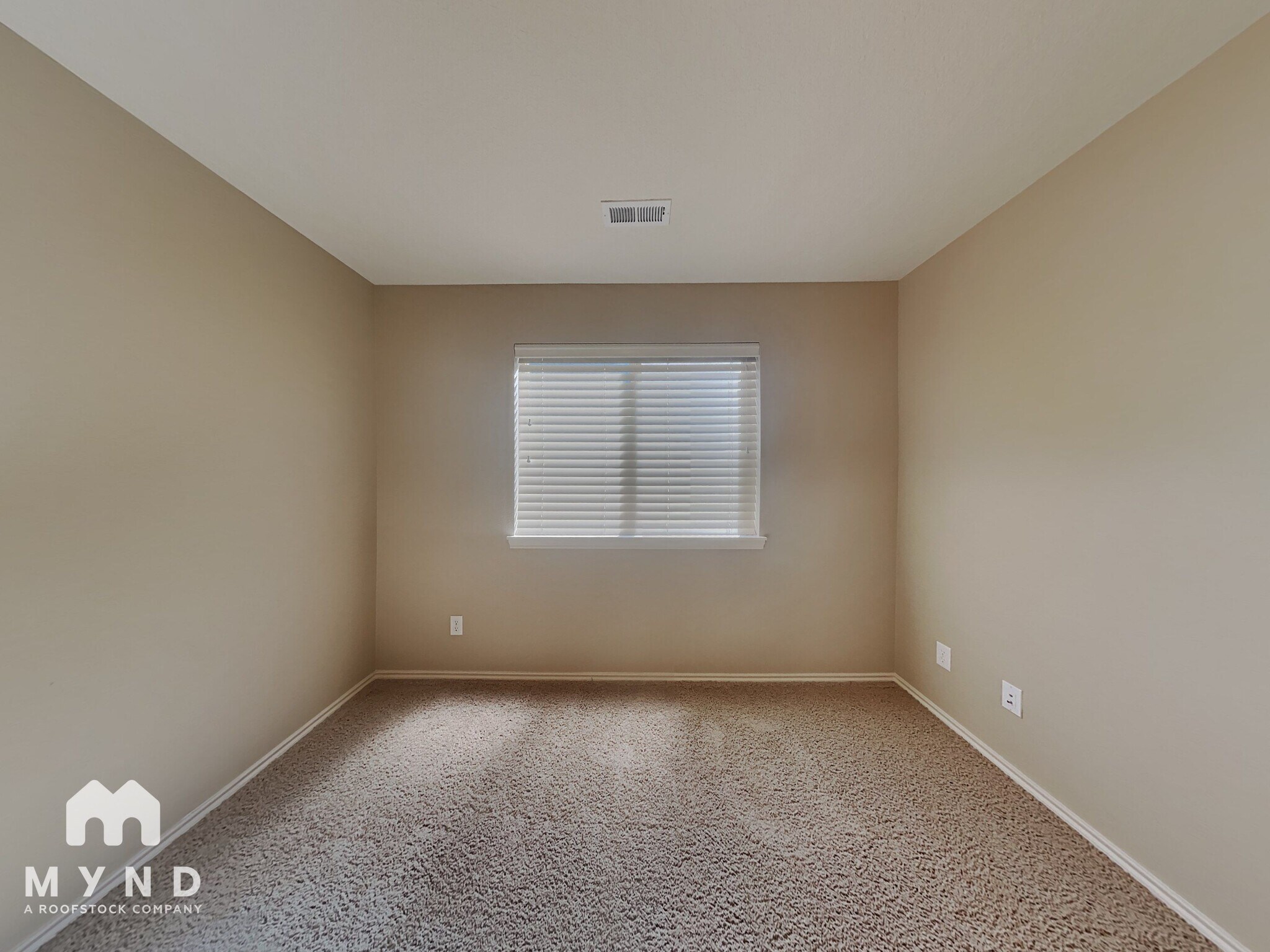 Building Photo - 16765 Northwest Vetter Drive