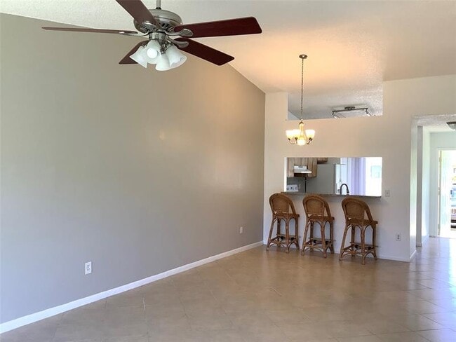 Building Photo - 10128 Boca Bend E