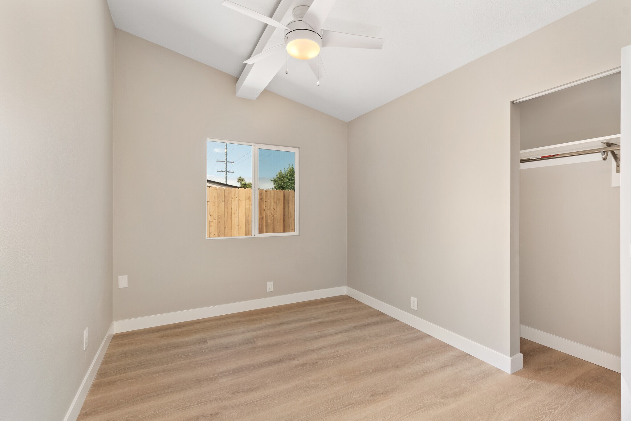 Building Photo - 4020 Fond du Lac Ave