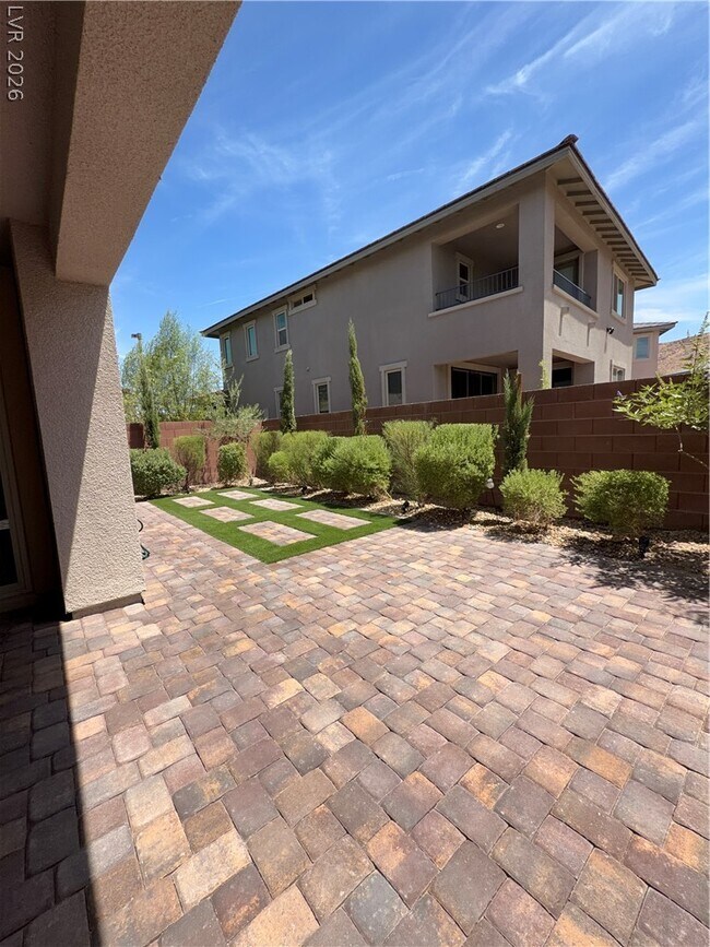 Building Photo - 9757 Pyrite Mystery Ave