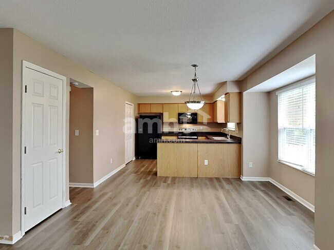 Building Photo - 5841 Privilege Dr