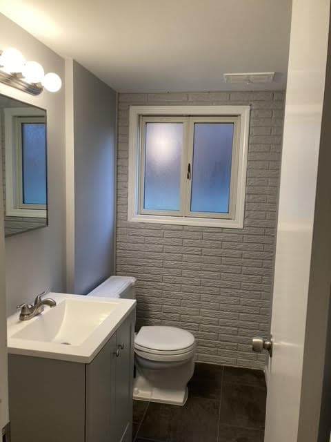 Building Photo - 9535 Terry St