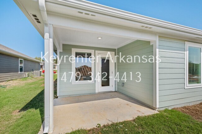 Building Photo - Beautiful, Brand New 4/2 in Gentry!