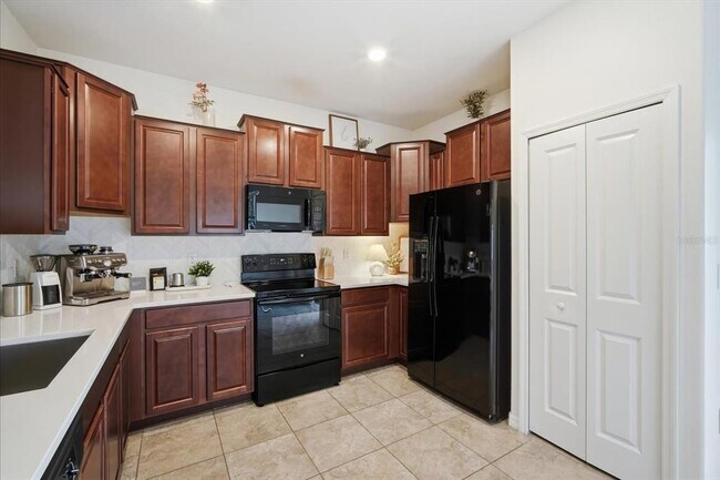 Building Photo - 7656 Ginger Lily Ct
