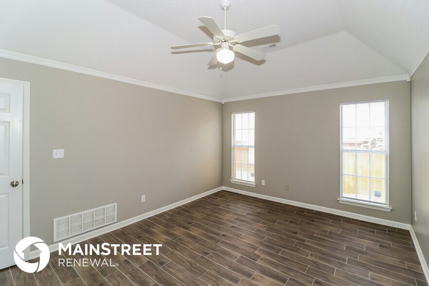 Building Photo - 1488 Siskin Dr