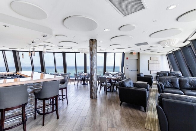 Building Photo - 3000 N Ocean Dr